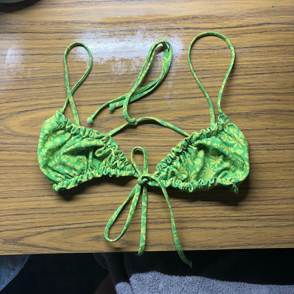 Kulani kinis ruched bralette bikini top